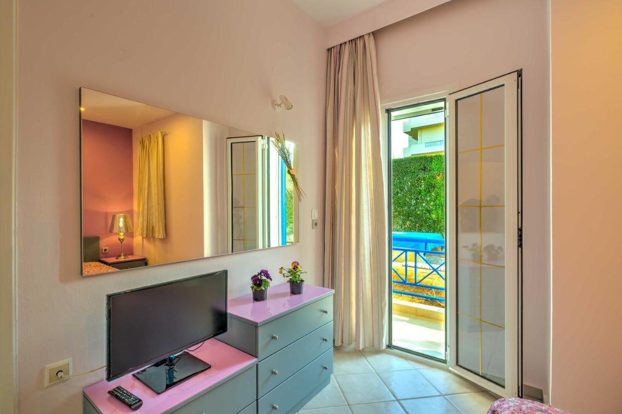 Heraklion Beach Hideaway Explore, Relax, Repeat-3 Gazi Ngoại thất bức ảnh