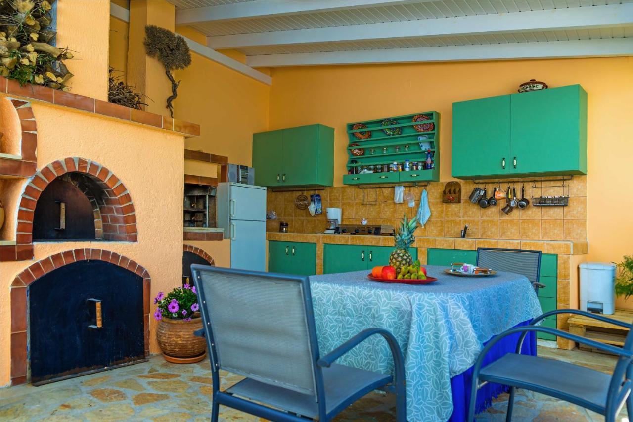 Heraklion Beach Hideaway Explore, Relax, Repeat-3 Gazi Ngoại thất bức ảnh